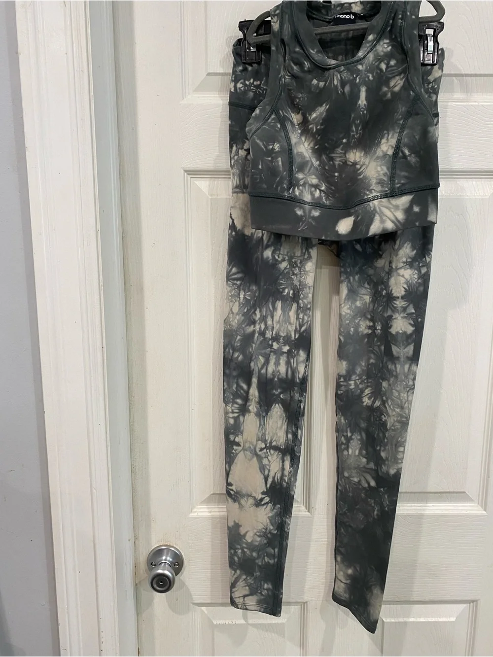 Mono B Girls small Tank top and leggings dark green